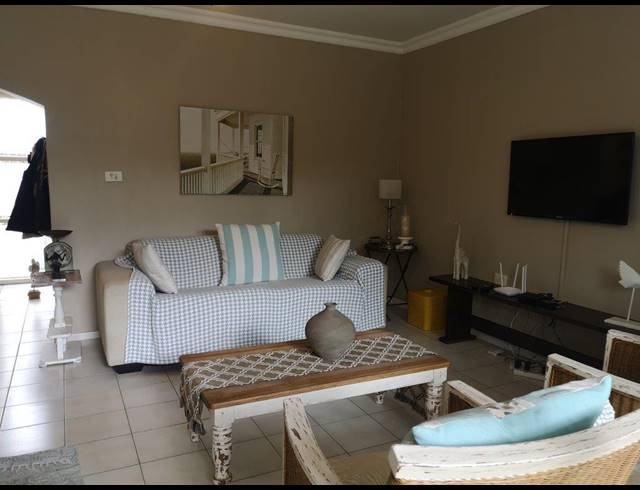 3 BEDROOM DUPLEX RENTED IN UMHLANGA CENTRAL